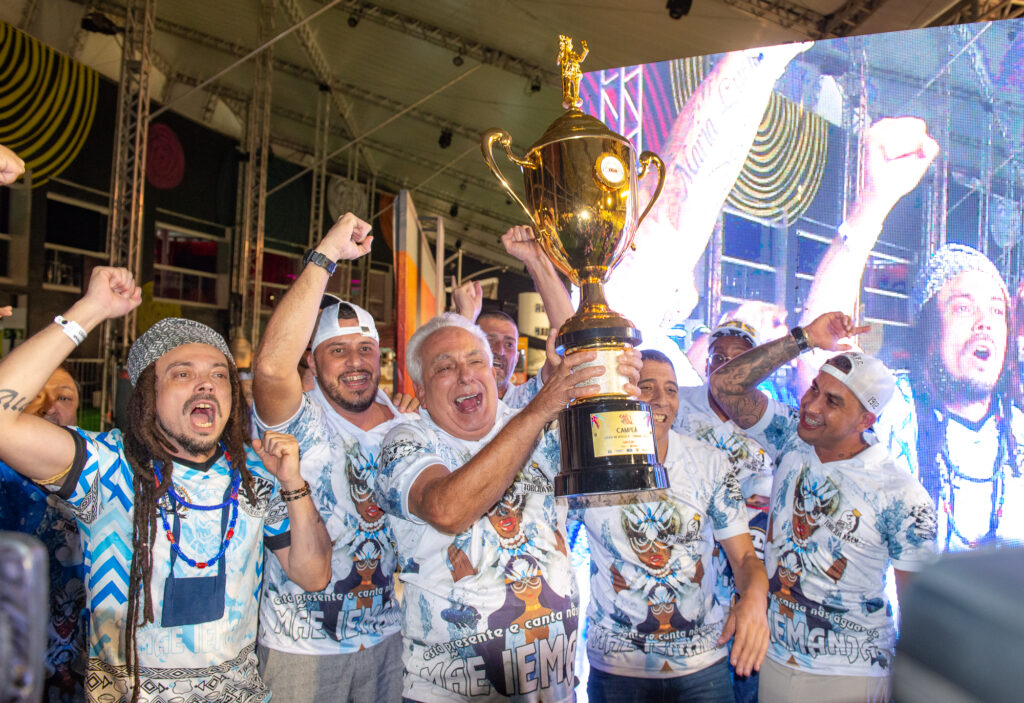 torcida-jovem-acesso-2-campeã-carnaval-sp-2023-liga-sp